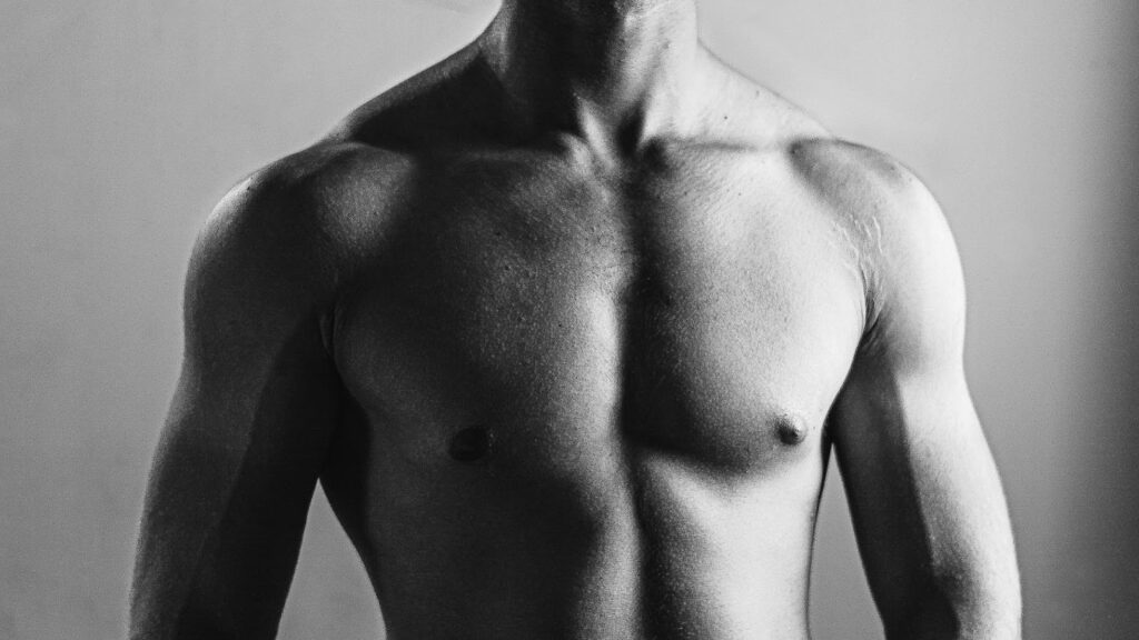 The Rise of Male Body Contouring in Chicago, A Conversation About Dr. Steinbrech's Approach